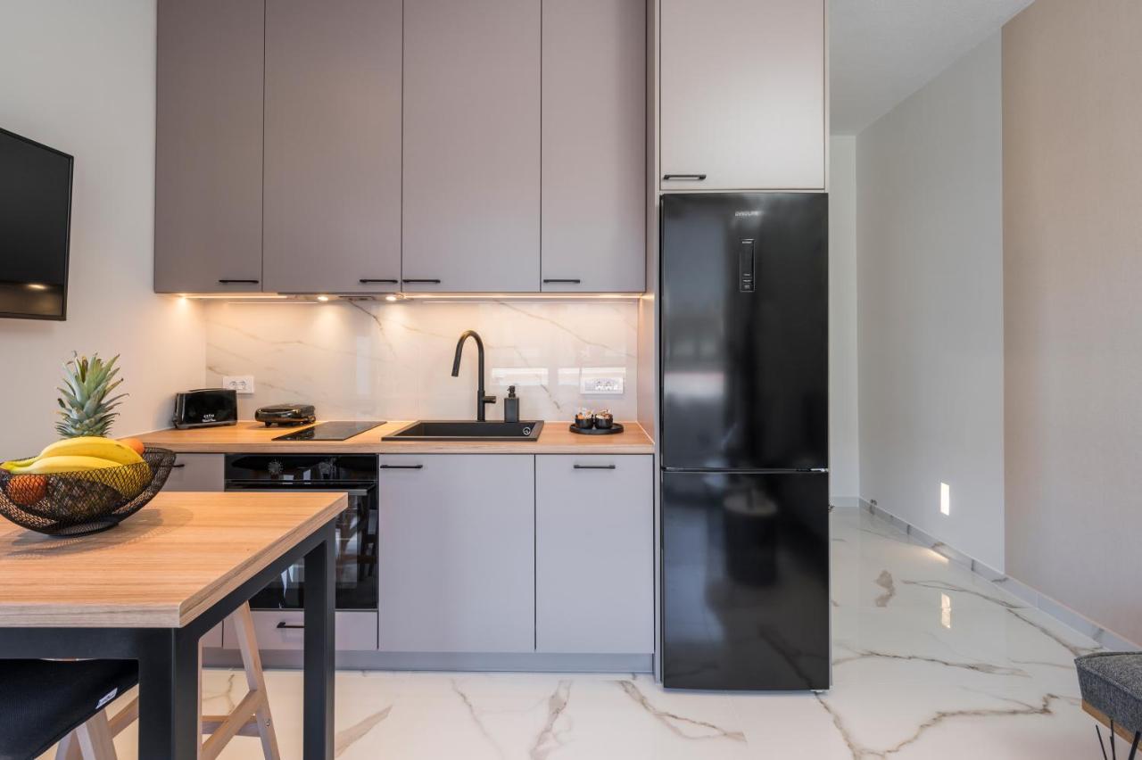 Orama Luxury Apartments Néa Kidonía Kültér fotó